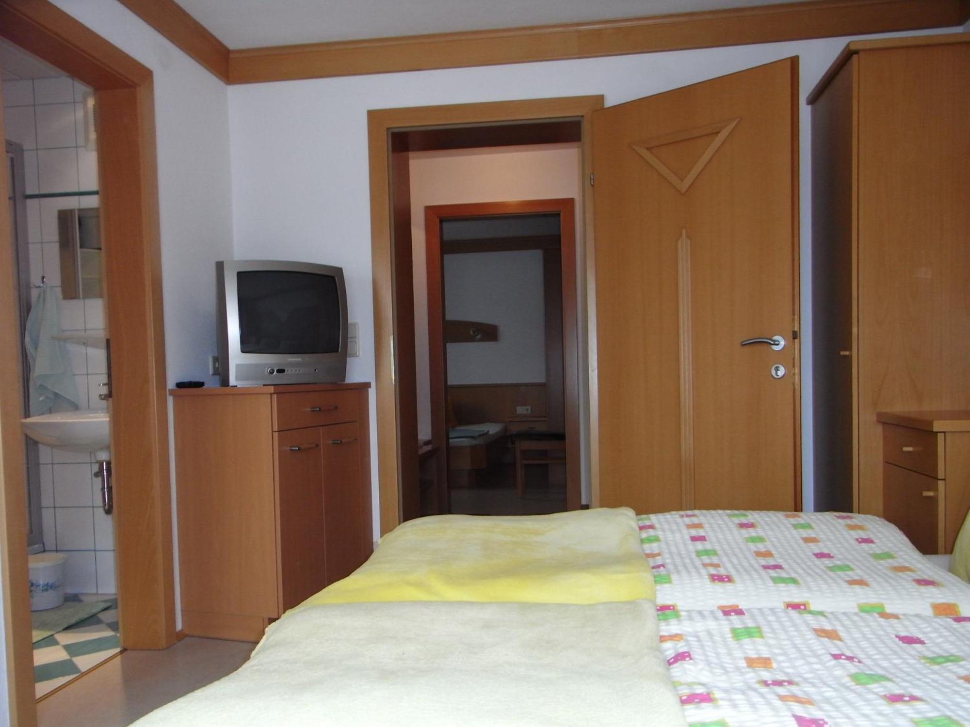 Bauernhof Auhof Apartment วาไกรน์ ภายนอก รูปภาพ