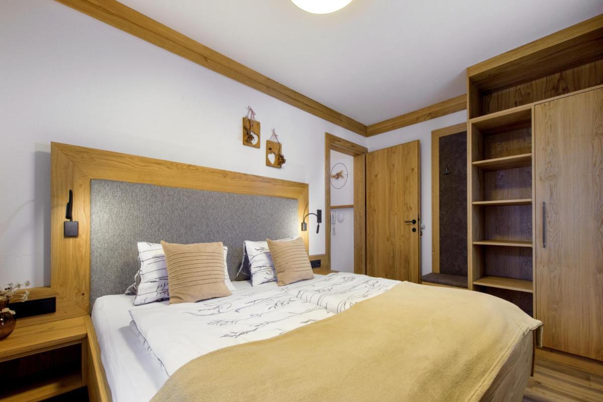 Bauernhof Auhof Apartment วาไกรน์ ภายนอก รูปภาพ