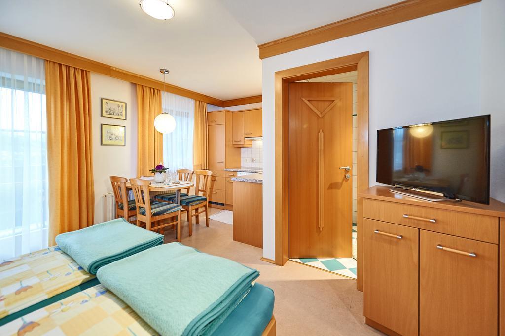 Bauernhof Auhof Apartment วาไกรน์ ภายนอก รูปภาพ